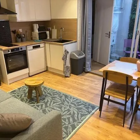 1 Bedroom - Heart Of Old *