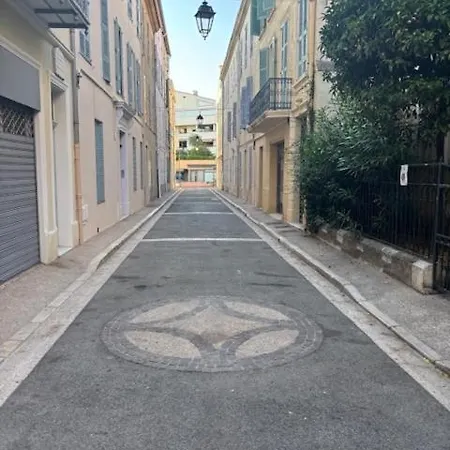 1 Bedroom - Heart Of Old Apartman Antibes